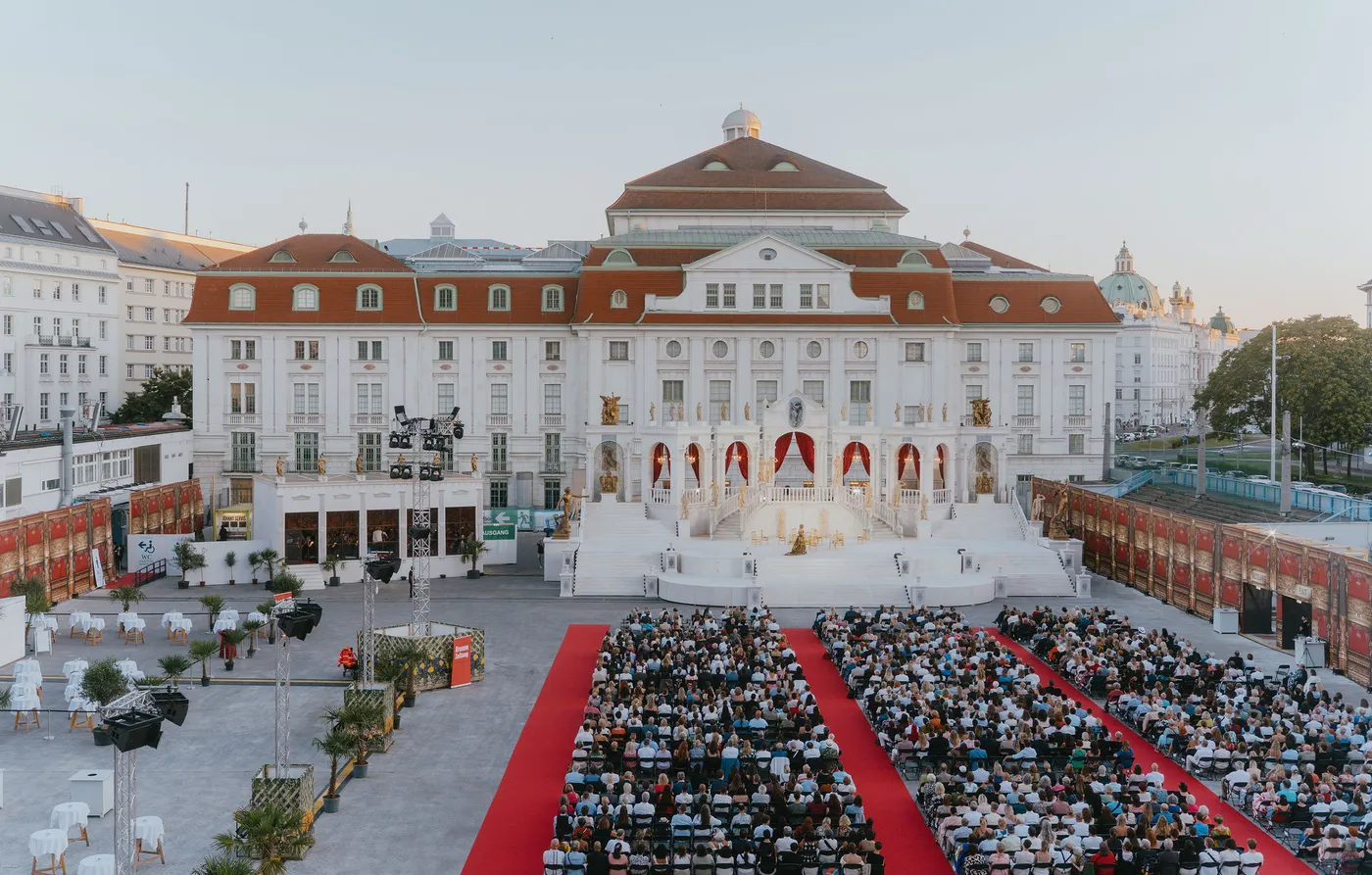 Wiener Opernsommer — Traviata